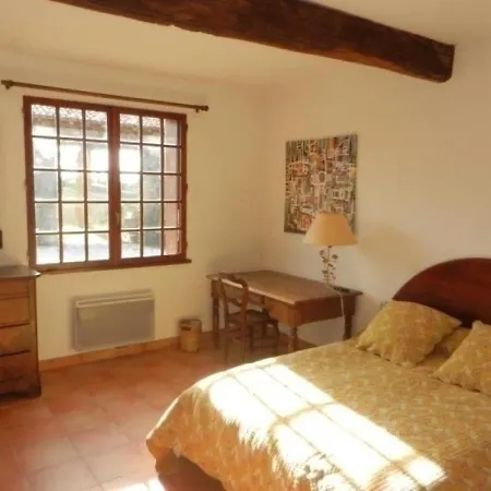 House La Hire De L'esquinsac Holiday home