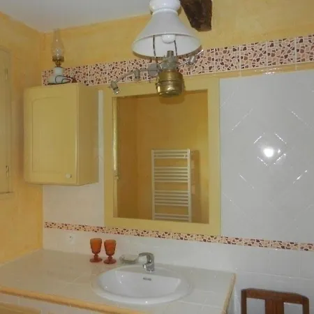 Holiday home House La Hire De L'esquinsac *