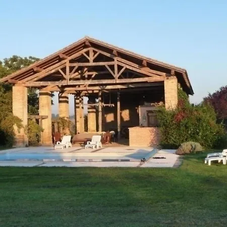 Holiday home House La Hire De L'esquinsac *